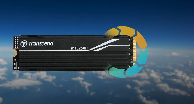  Dysk SSD Transcend MTE250H 2TB M.2 widok dysku na tle nieba