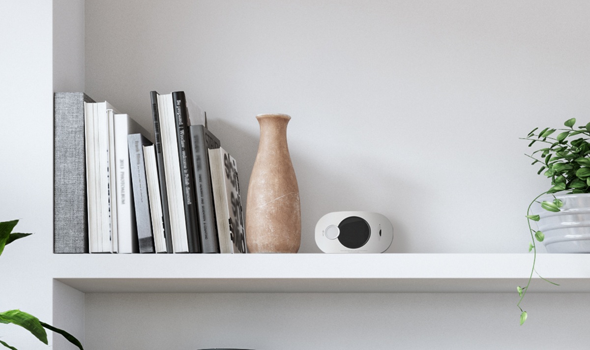 Czujnik czadu FireAngel FA3322 biały grafika przedstawia czujnik leżący na półce