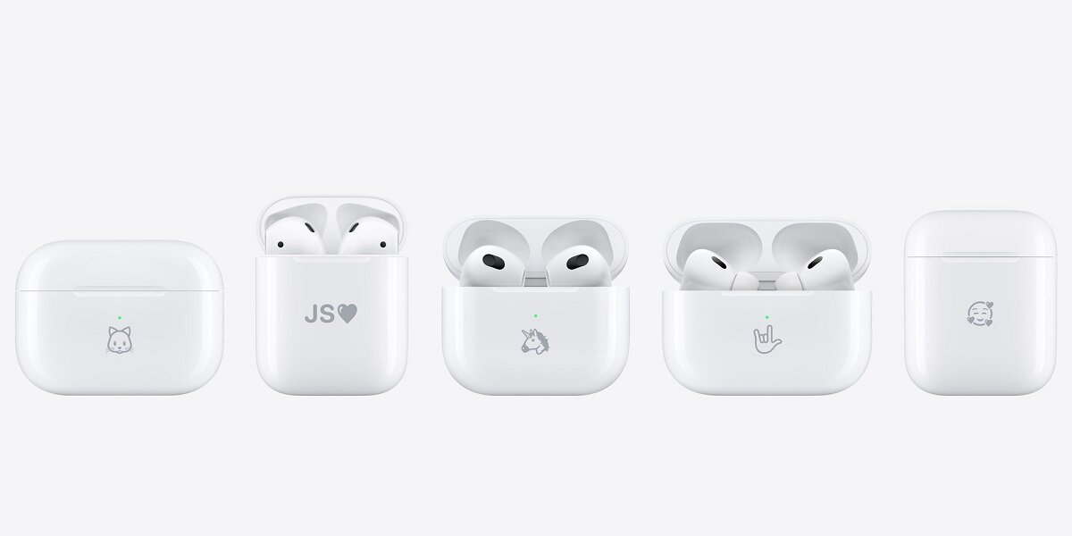 Słuchawki Apple AirPods 2 generacji w szeregu z innymi zestawami słuchawek