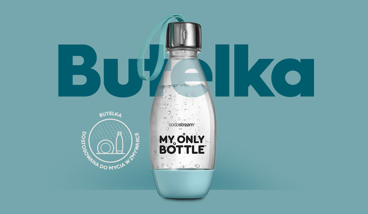 Butelka SodaStream My Only Bottle Niebieska widok od frontu na niebieskim tle