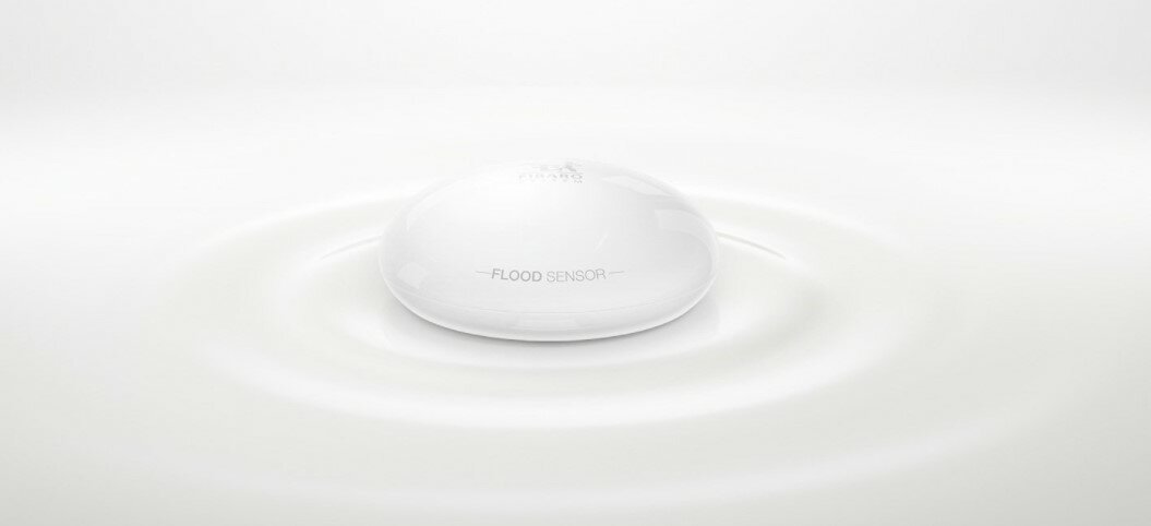 Czujnik zalania wodą Fibaro Flood Sensor HomeKit front sensora