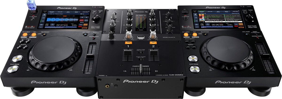 Mikser Pioneer DJM-250MK2 2 kanałowy, z zestawem playerów