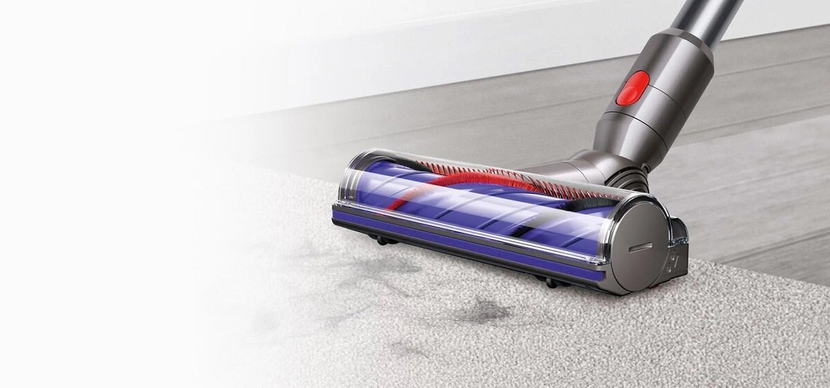 Odkurzacz Dyson V8 Absolute grafika przedstawia zbliżanie na szczotkę