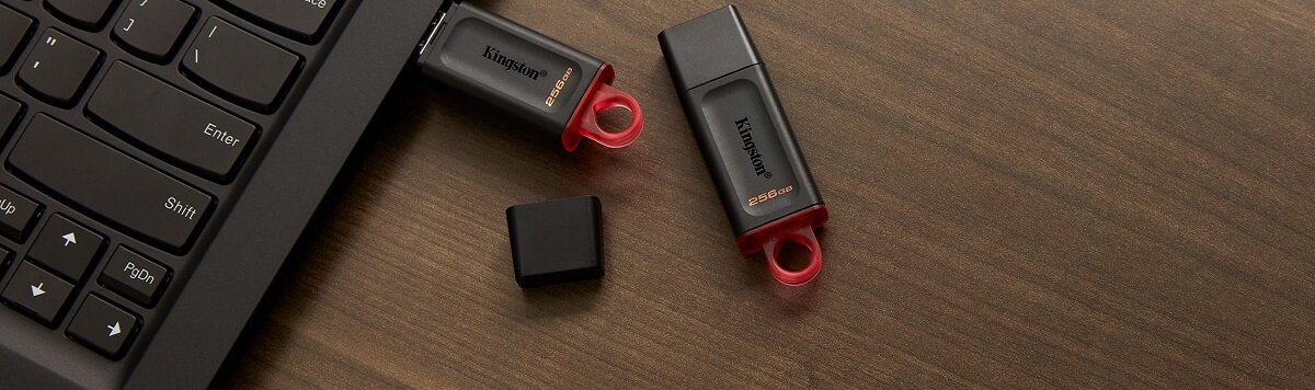 Pendrive Kingston 64GB DataTraveler Exodia DTX/64GB pamięć podłączona do komputera