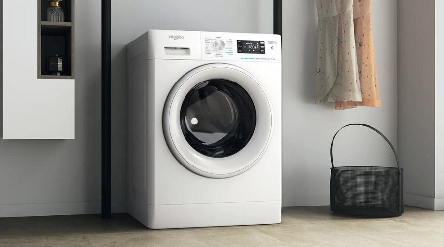 Pralka Whirlpool FFB 7038 W PL pralka w łazience