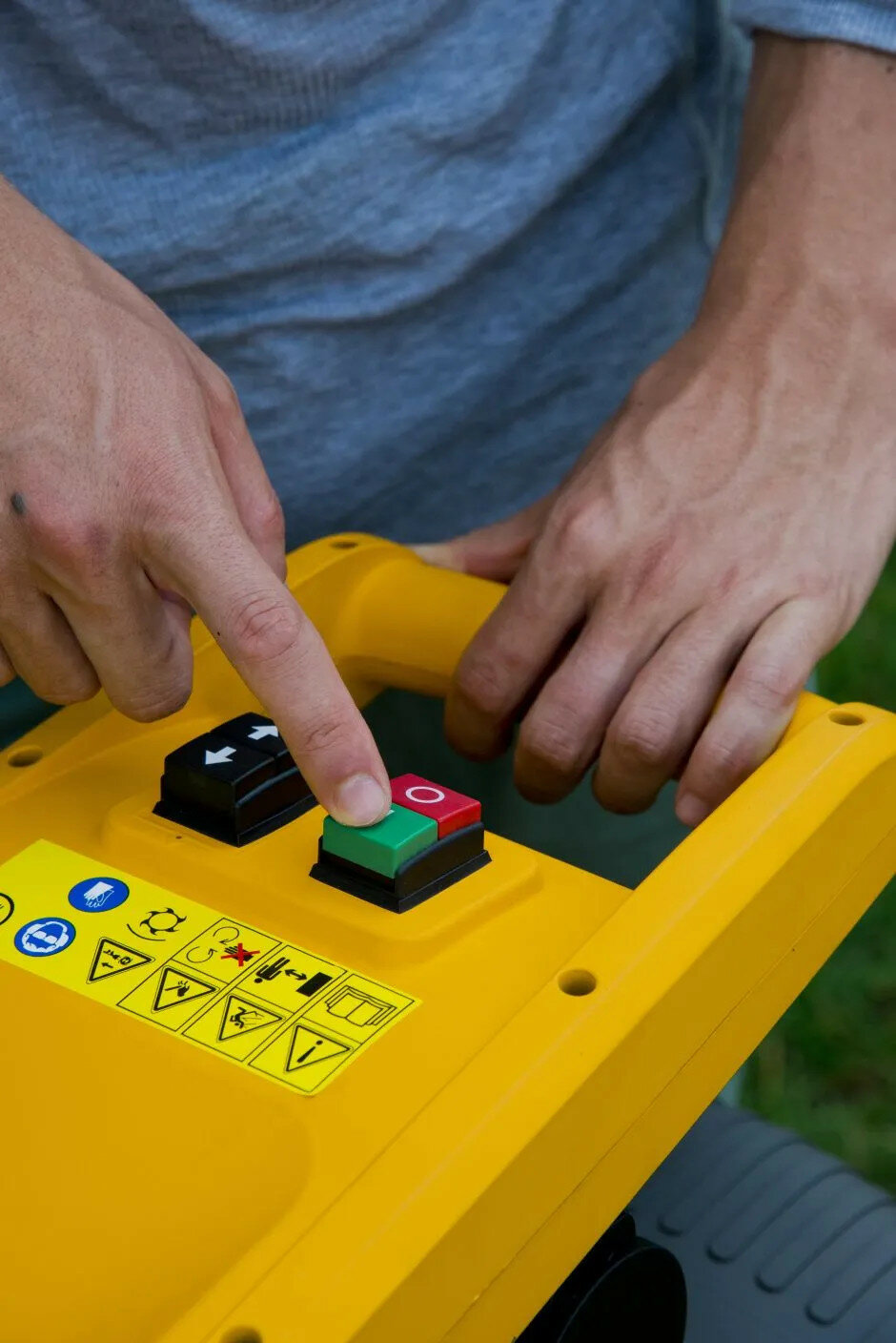 Rębarka Stiga BIO SILENT 2500 elektryczna włącznik