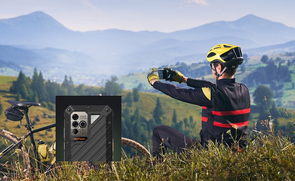 Smartfon Ulefone Power Armor 19 12GB/256GB grafika przedstawia mężczyznę wykonującego zdjęcie smartfonem