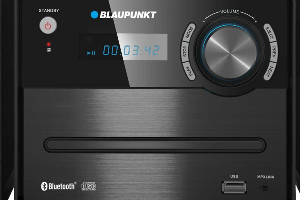 Wieża Blaupunkt MS13BT Bluetooth zbliżenie na panel sterowania wieżą