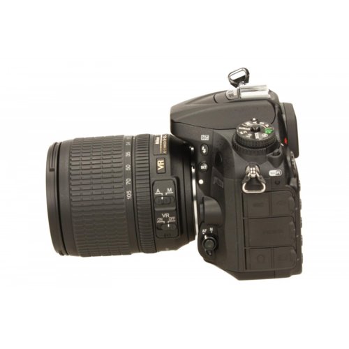 Nikon D7200 + 18-105 VR