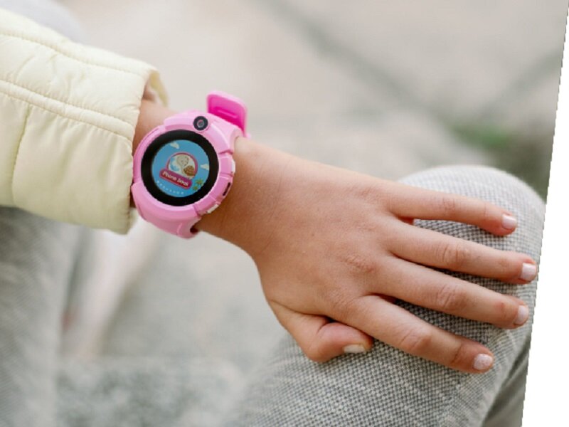 Smartwatch Garett Kids 5 zegarek prawej ręce