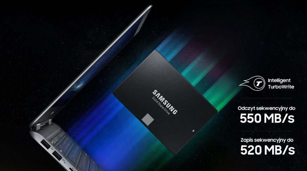 Dysk SSD Samsung 860 EVO M.2 250GB widok dysku i laptopa
