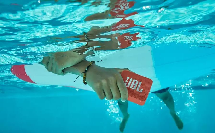 Głośnik bezprzewodowy JBL GO 2 Red głośnik pod wodą
