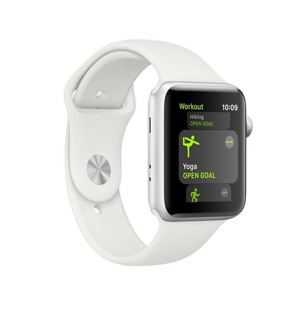 Smartwatch Apple Watch Series 3 GPS 38mm srebrny z białym paskiem srebrny smartwatch widok z prawej strony