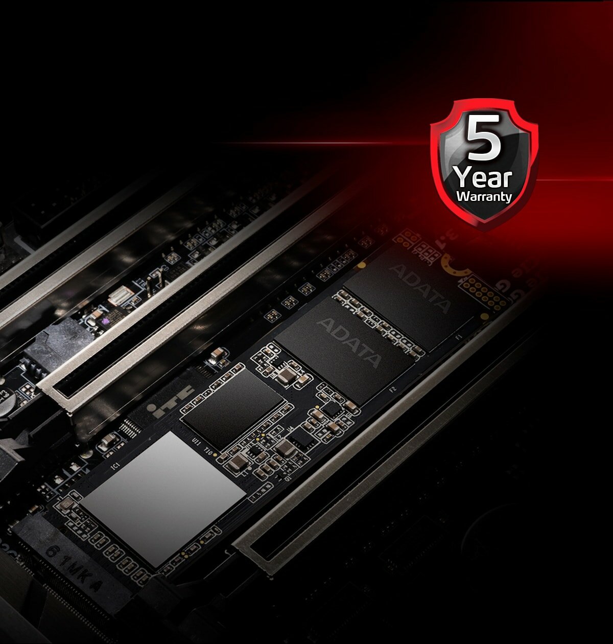 Dysk SSD Adata XPG SX8200 Pro 1TB M.2 PCIe NVMe dysk zamontowany w płycie głównej z informacją o 5-letniej gwarancji
