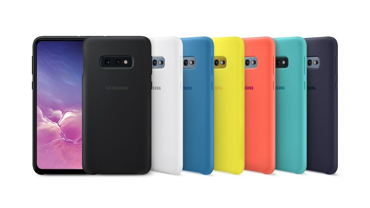 Etui Samsung Silicone Cover do Galaxy S10e EF-PG970TBEGWW na pleckach telefonu w różnych odcieniach