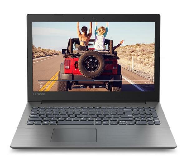 Laptop Lenovo Ideapad 330 S-15ARR 81FB006LPB szary od frontu otwarty laptop na pulpicie ludzie w samochodzie