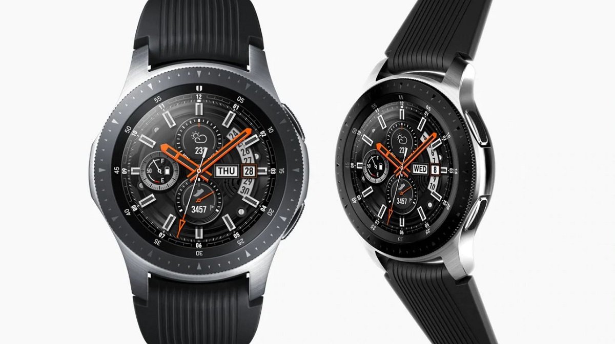 Smartwatch Samsung Galaxy Watch 46mm LTE SM-R805FZSAOPV Silver widok na tarczę zegarka od przodu i od boku
