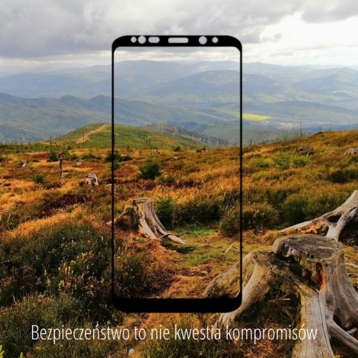 Szkło ochronne hartowane Premium Qoltec do Huawei P30 6D Czarne  Szkło na tle krajobrazu