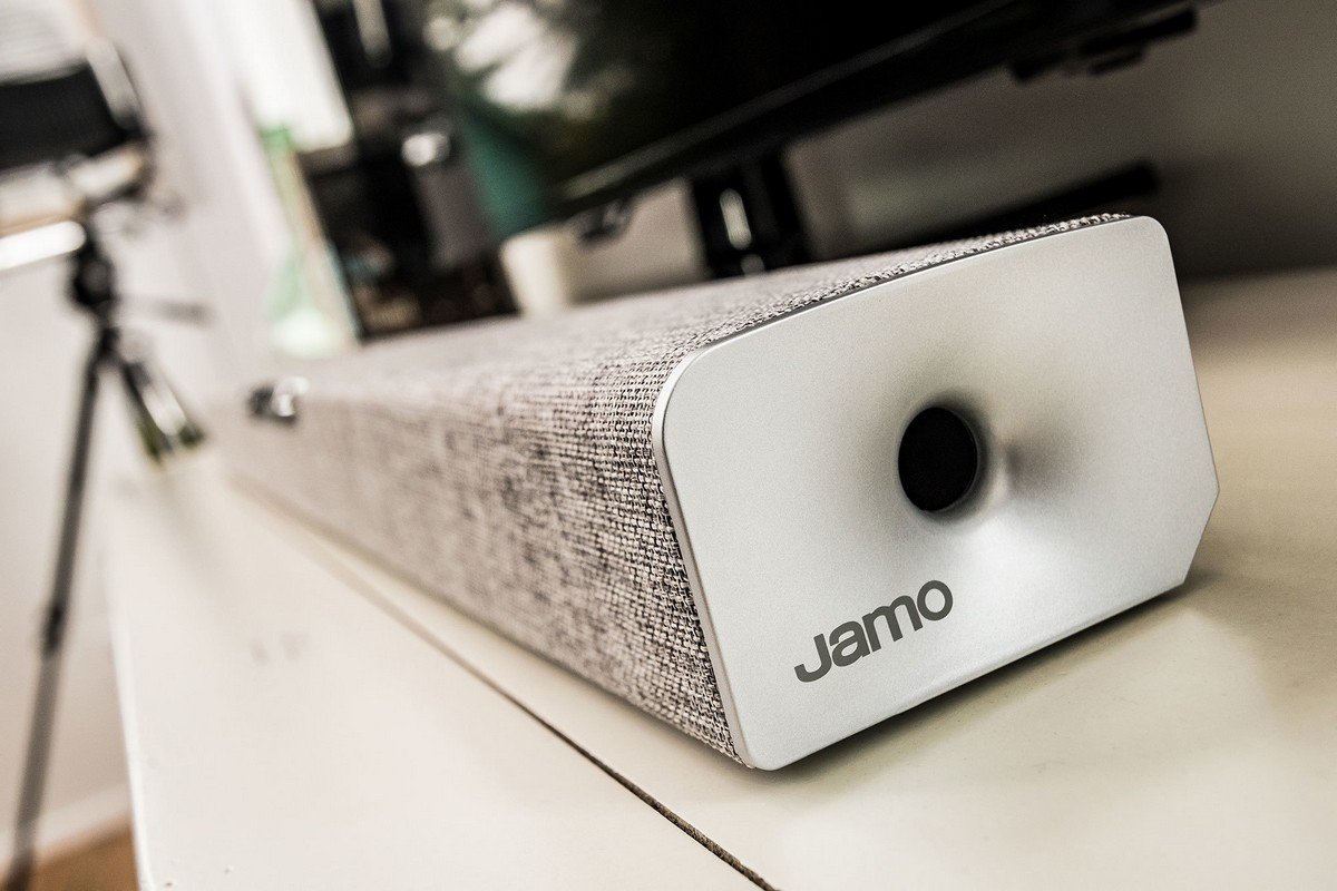 Soundbar Jamo SB36 szary. Wirtualny dźwięk przestrzenny.
