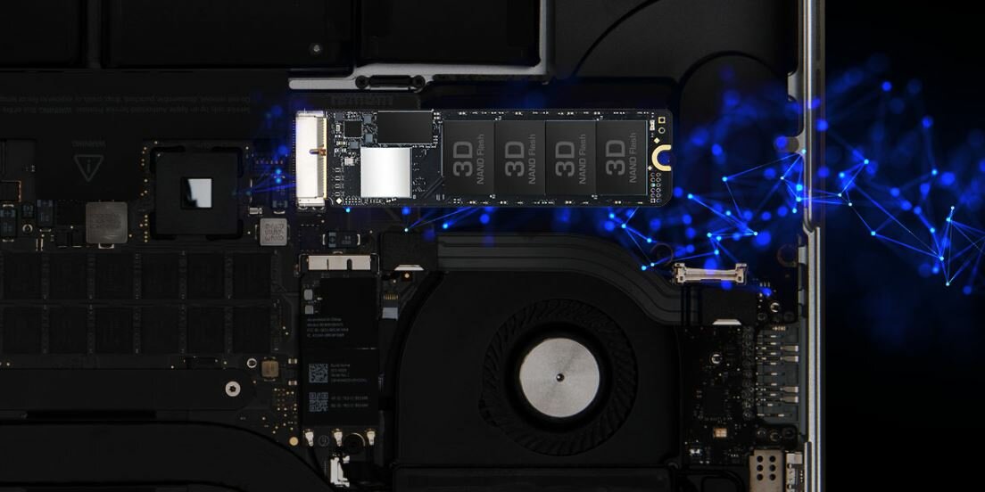 Dysk SSD Transcend JetDrive 850 480 GB widok dysku zamontowanego w laptopie