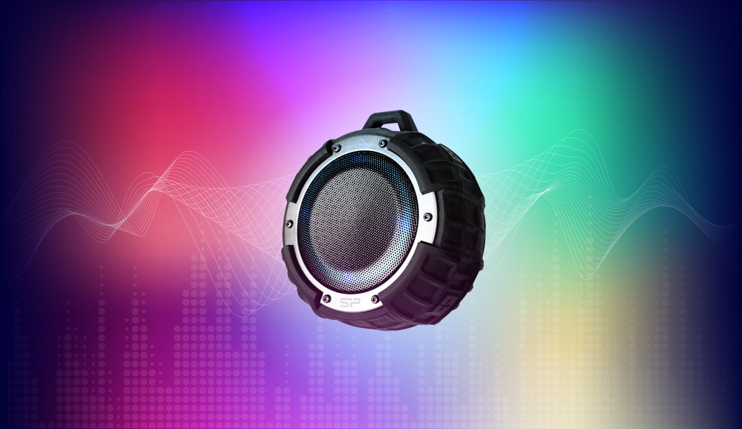 Głośnik bezprzewodowy Silicon Power BS71 SP05WASYBS71BT0K czarny głośnik na kolorowym tle