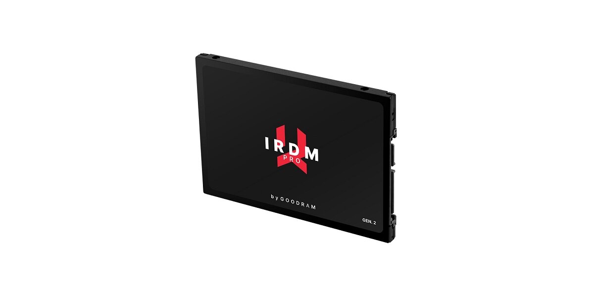 Dysk SSD Goodram IRDM Pro gen. 2 1TB IRP-SSDPR-S25C-01T widok od przodu pod skosem