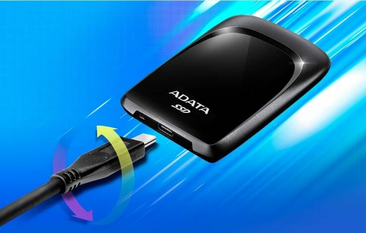 Dysk SSD Adata SC680 960GB ASC680-960GU32G2-CBK podłączanie kabla do dysku