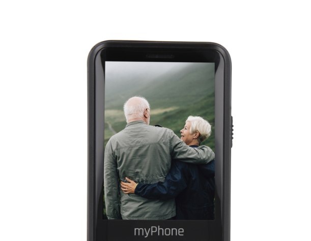 telefon myPhone HALO Q 4family czarny zbliżenie na ekran widok od przodu