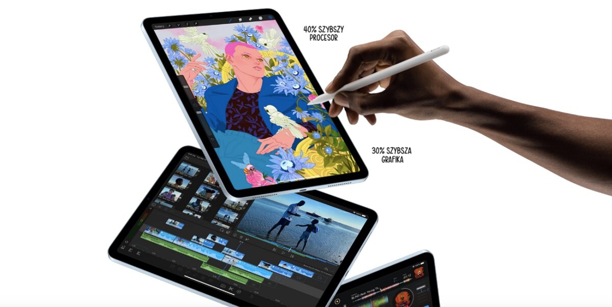 Tablet Apple iPad Air (2020) 10.9 Wi-Fi 64GB różowe złoto z ręką piszącą rysikiem po tablecie