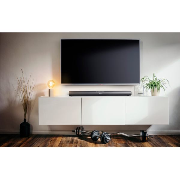 Soundbar Sharp HT-SB95 Czarny widok od przodu, soundbar stojący pod telewizorem