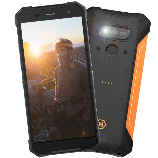 Smartfon MyPhone Hammer Explorer PRO Pomarańczowy widok widok na przód i tył dwóch telefonów