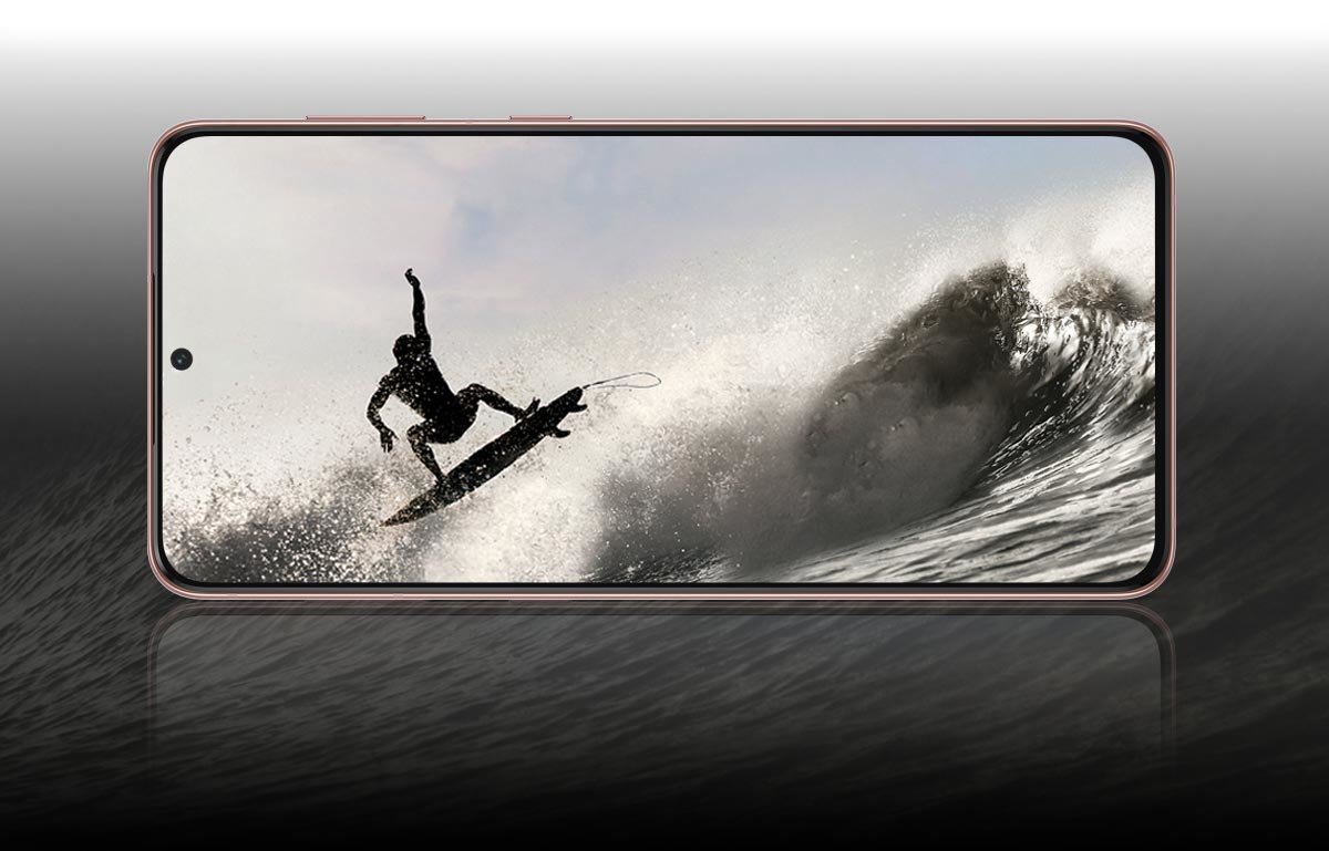 Smartfon Samsung Galaxy S21 Ultra 5G SM-G998BZKDEUE 12GB/128GB czarny widok od przodu na ekran w poziomie