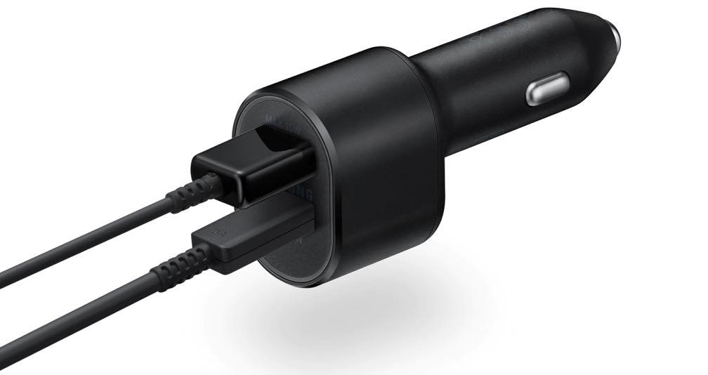 Ładowarka samochodowa Samsung Fast charge EP-L5300XBEGEU 2 porty USB czarna widok na bok ładowarki pod kątem