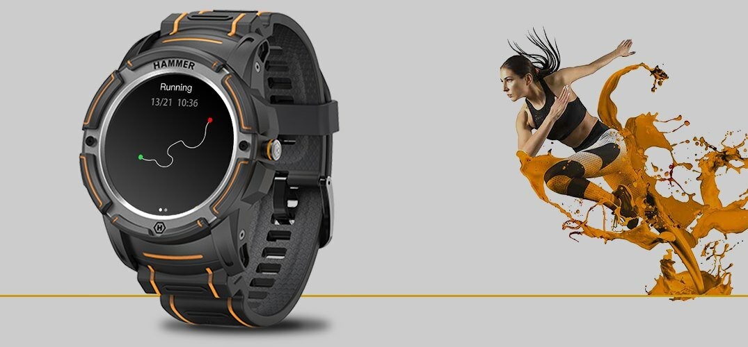 Smartwatch HAMMER Watch czarno-pomarańczowy widok na tarczę zegarka podczas działania funkcji gps