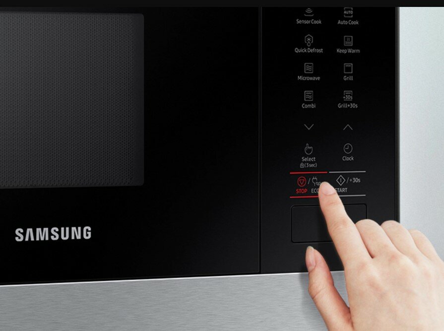 Kuchenka mikrofalowa Samsung MS22T8054AB do zabudowy front i przycisky