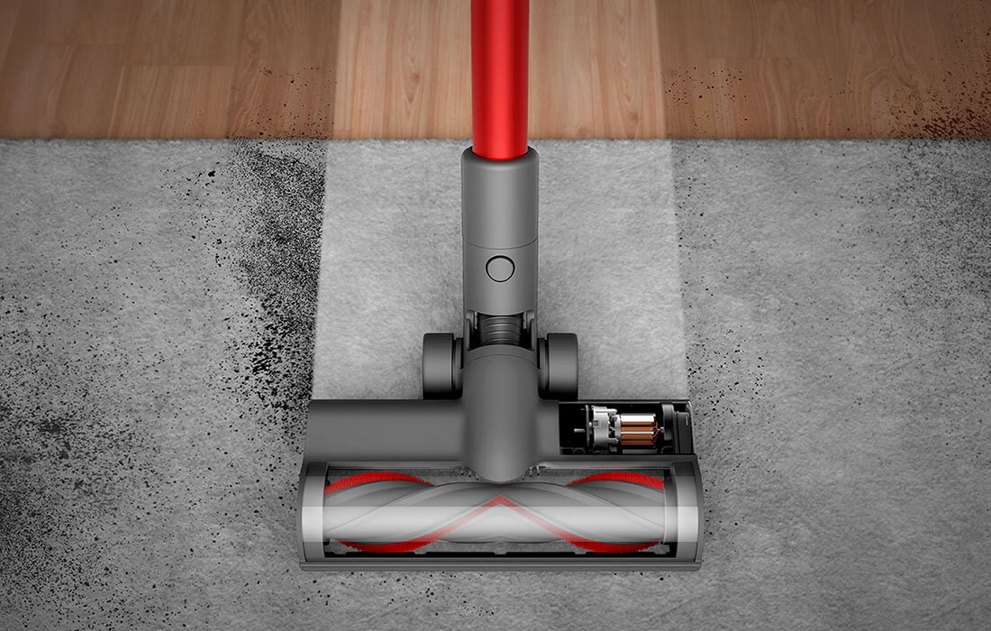 Bezprzewodowy odkurzacz pionowy Dreame T20 proces sprzątania dywana i podłogi