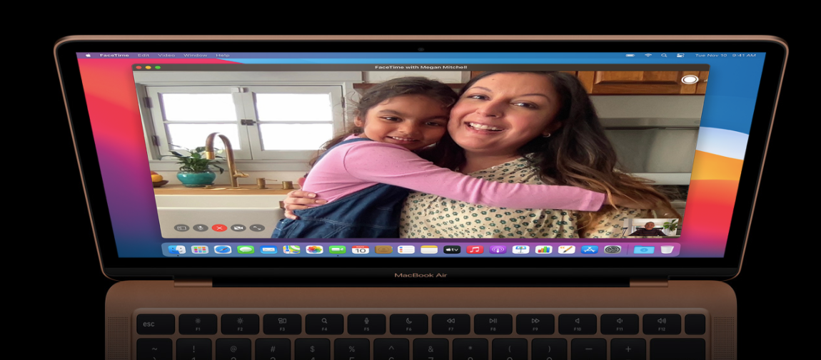 Laptop Apple Macbook Air 13 MGN93ZE/A/R1 16GB/256GB z włączoną aplikacją do czatu