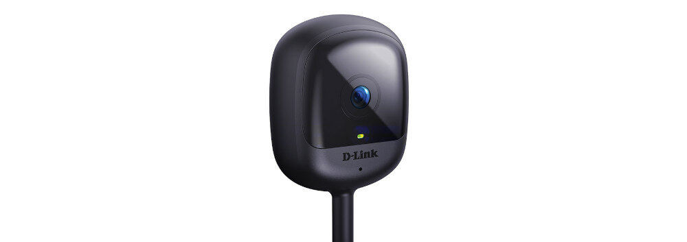 Kamera D-Link DCS-6100LH pod skosem na białym tle