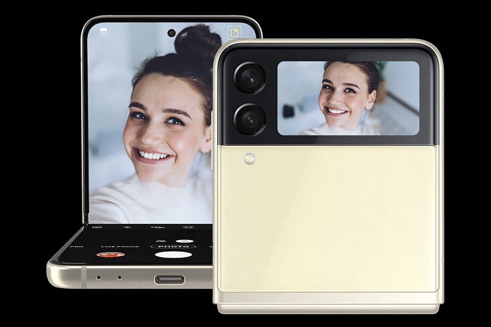 Smartfon Samsung Galaxy Z FLIP 3 5G SM-F711 widok na podgląd zdjęcia na głównym i zewnętrznym ekranie