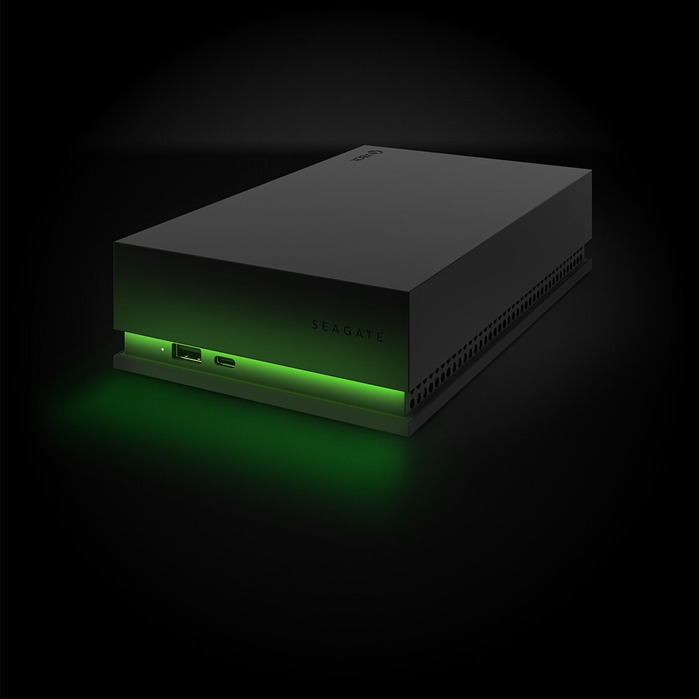 Dysk do konsoli Xbox Seagate Game Drive STKW8000400 8TB na grafice z włączonym zielonym rgb frontowe ale od boku