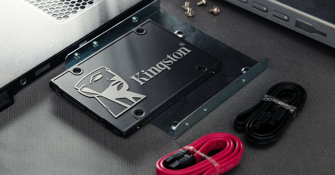 Dysk SSD Kingston KC600 2,5'' 256 GB zdjęcie dyskuj z zestawem montażowym
