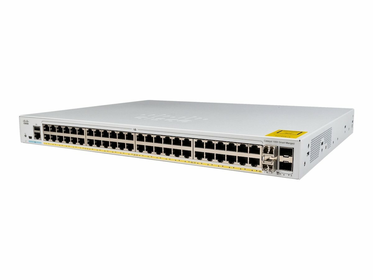 Switch Cisco C1000-24T-4X-L 48-portowy widoczny pod skosem