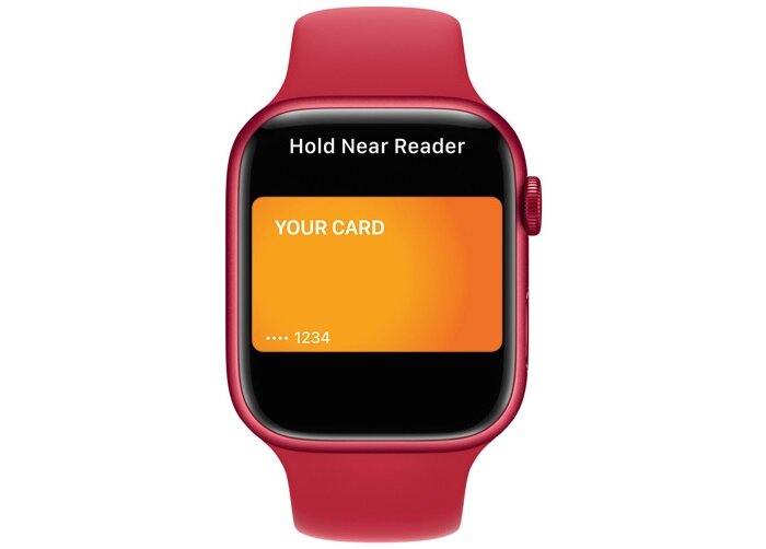 Smartwatch Apple Watch Series 7 GPS MKMY3WB/A widok na zegarek od frontu z włączoną aplikacją Wallet