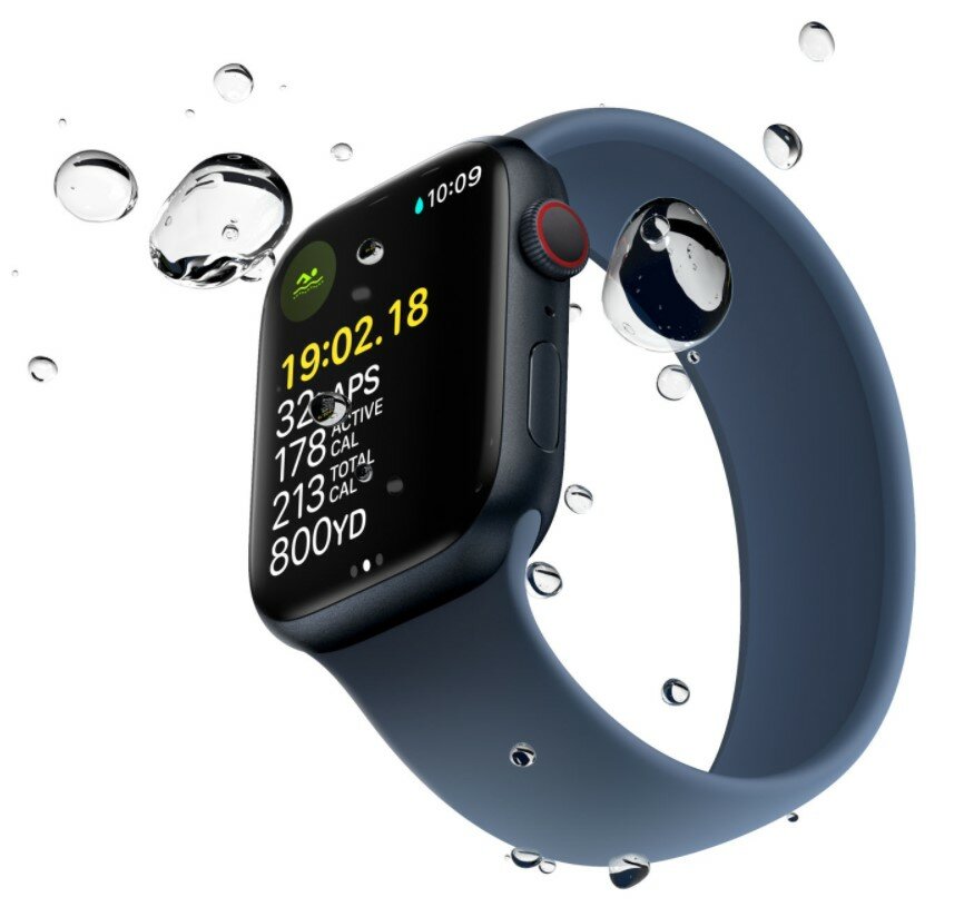 Apple Watch Series 7 GPS + Cellular 41mm Gold Stainless Steel Case with Dark Cherry Sport Band pokazana na ekranie aktywność użytkownika