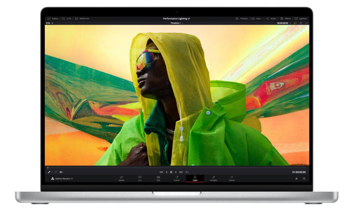 Laptop Apple MacBook Pro MK183ZE/A 16-calowy 512GB Space Grey odpalony program Blackmagic Design DaVinci Resolve