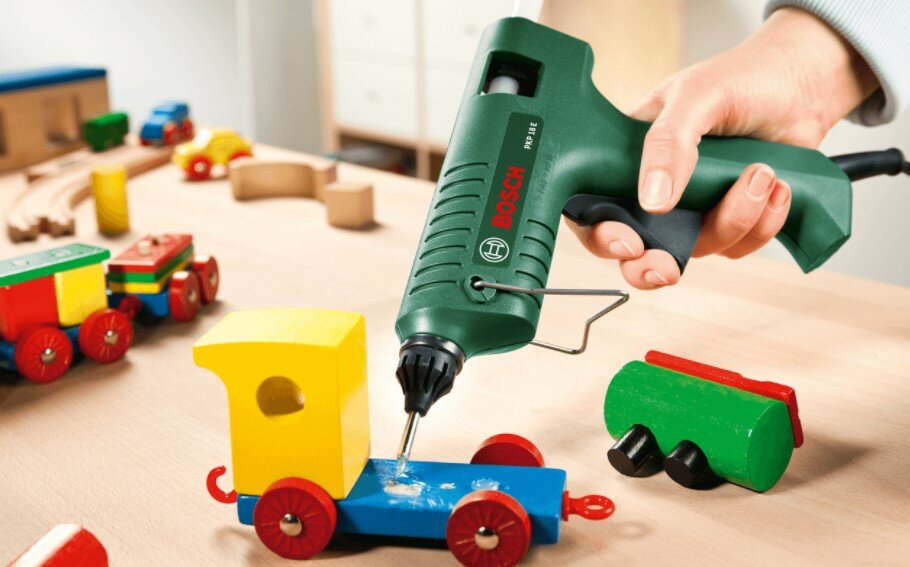 Pistolet do klejenia Bosch PKP 18 E sieciowy klejenie zabawki