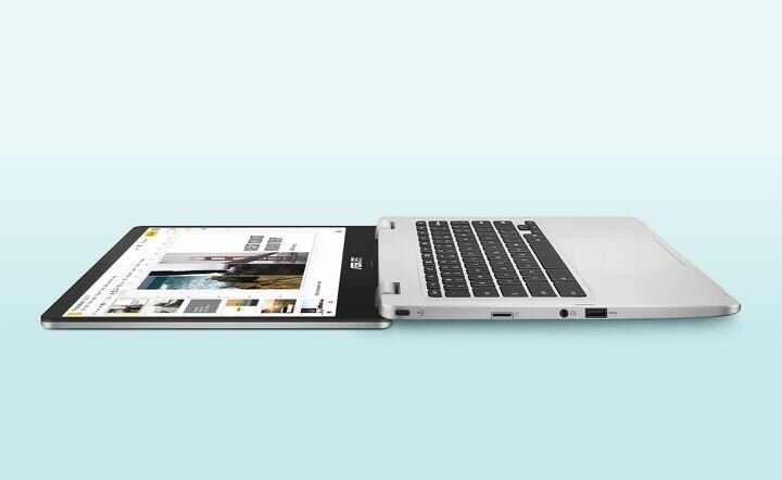 Laptop ASUS Chromebook C424 C424MA-EB0138 widok bokiem na rozłożony laptop