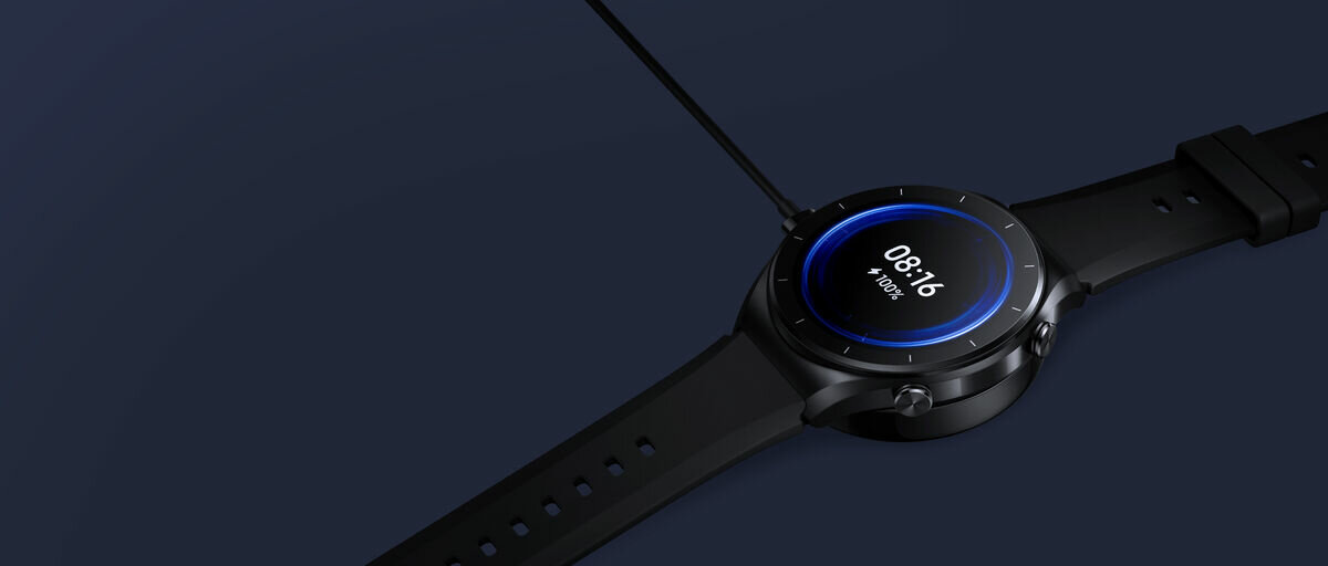 Smartwatch Xiaomi Watch S1 - podłączony do zasilania