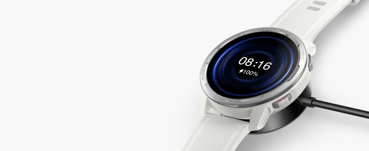 Smartwatch Xiaomi Watch S1 Active Biały - podłączony do zasilania
