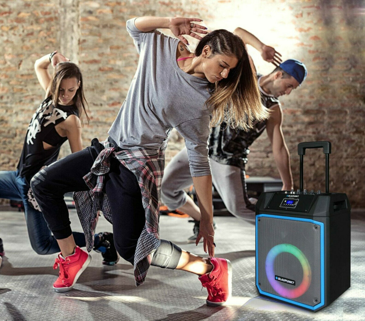 System audio Blaupunkt MB08.2 Bluetooth z funkcją karaoke głośnik podczas tańczenia